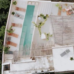 Koos Tulum Hotel